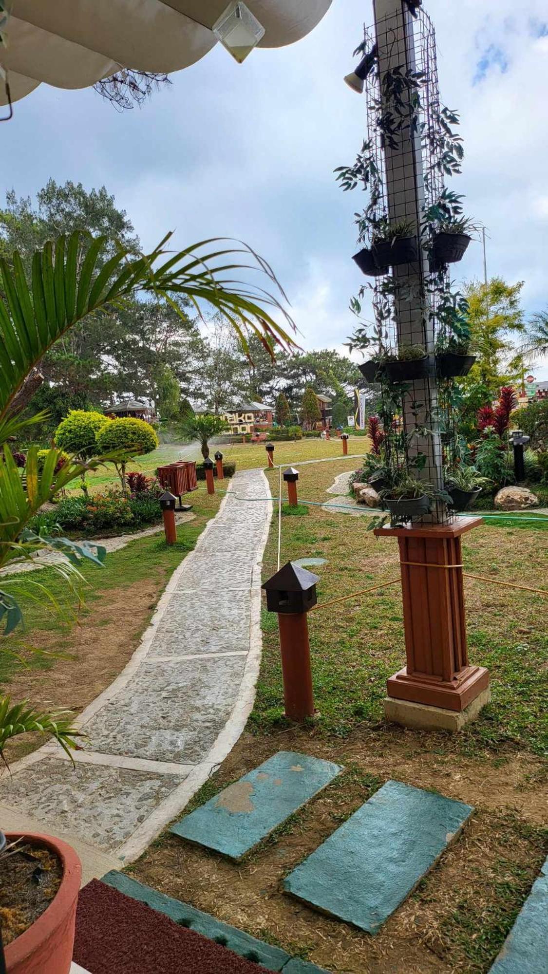 Charming Garden View,Privately Owned Deluxe Room At The Manor By Mist And Pine Baguio City Buitenkant foto